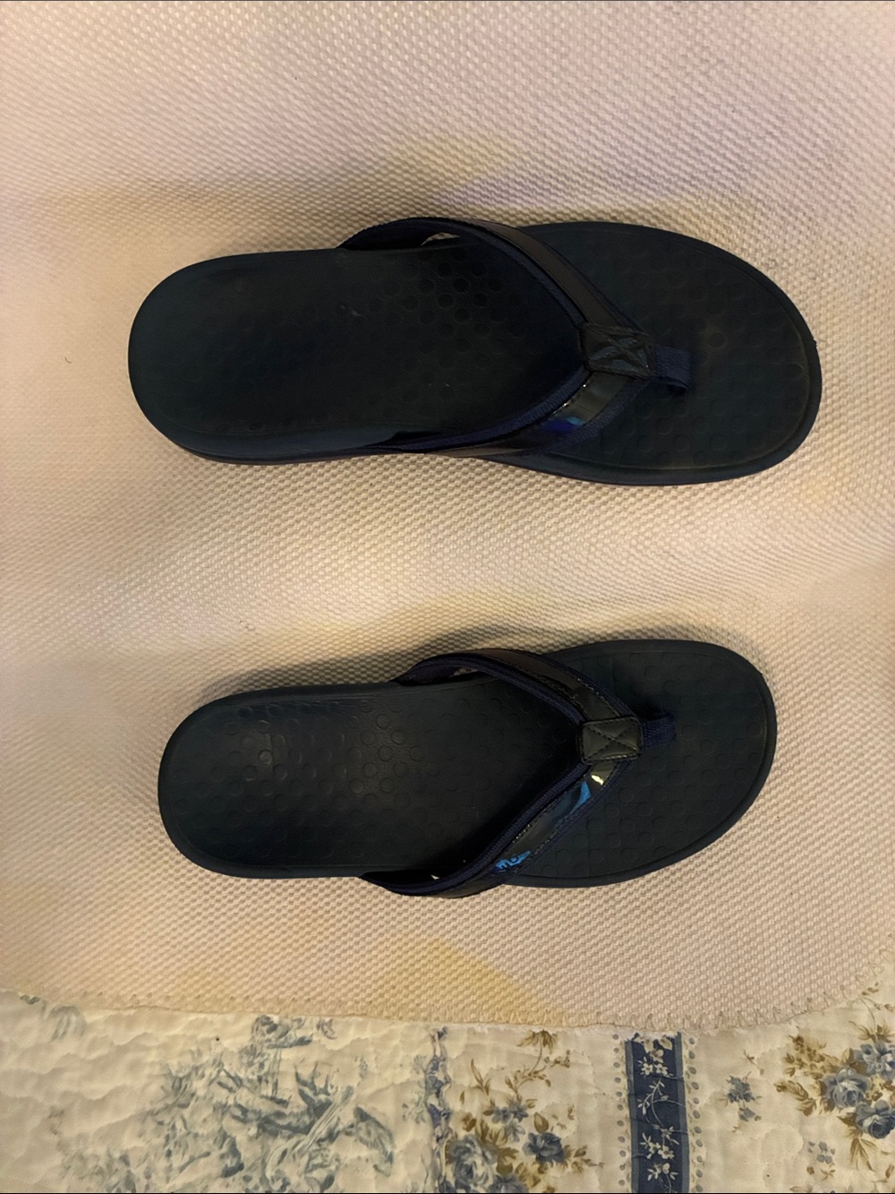 Vionic Tide II Navy Flip Flop Sandals-Classic Thong w/built in orthotic arch
